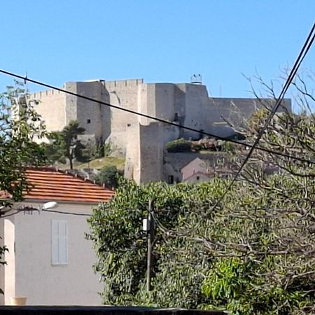 Viola Apartment & Free Parking Sibenik Bagian luar foto