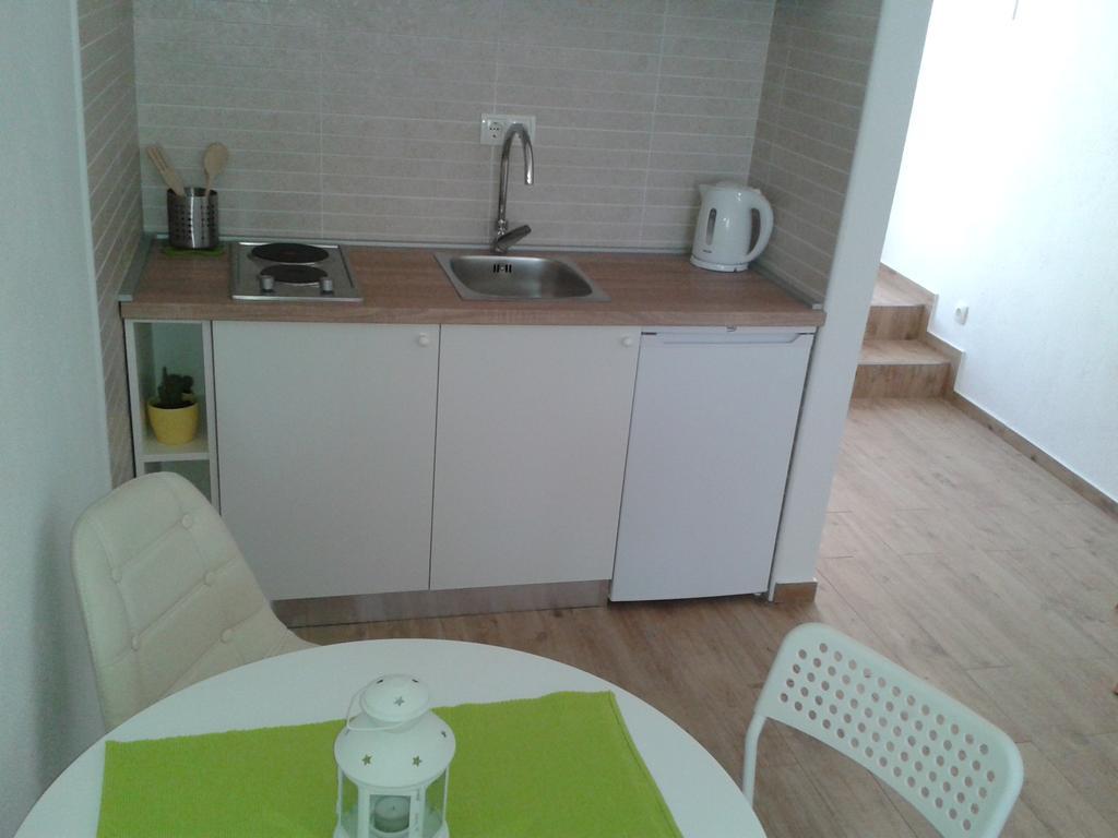 Viola Apartment & Free Parking Sibenik Bagian luar foto