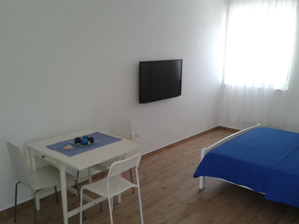 Viola Apartment & Free Parking Sibenik Bagian luar foto