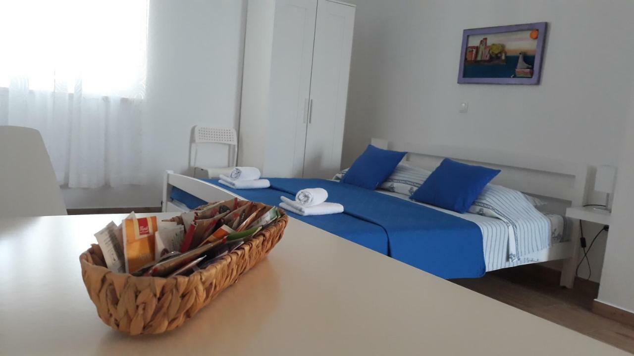 Viola Apartment & Free Parking Sibenik Bagian luar foto